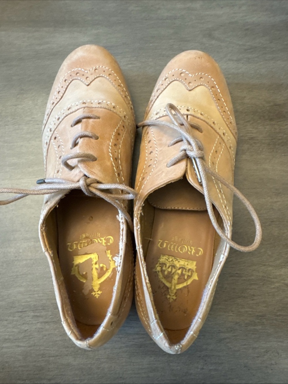 Crown Vintage Women's Two-Tone Tan Suede Wingtip Oxfords